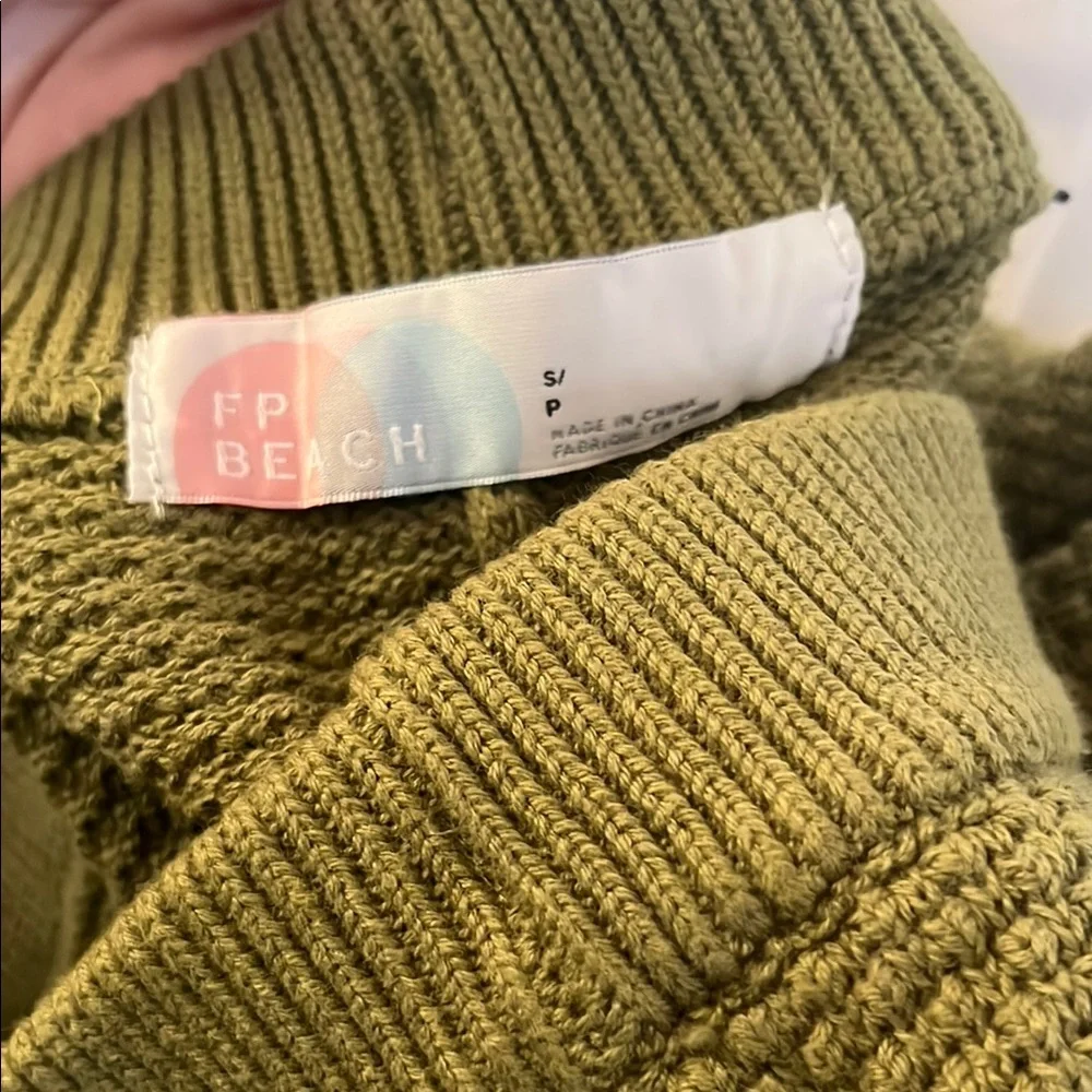 Free People-Olive Green Knit Sweater and Pant set - Picture 3 of 4